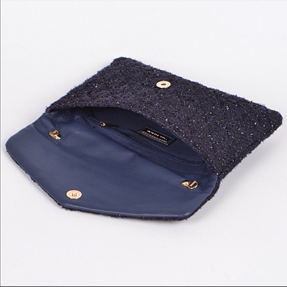BLACK ENVELOPE CLUTCH - Picture 4 of 4